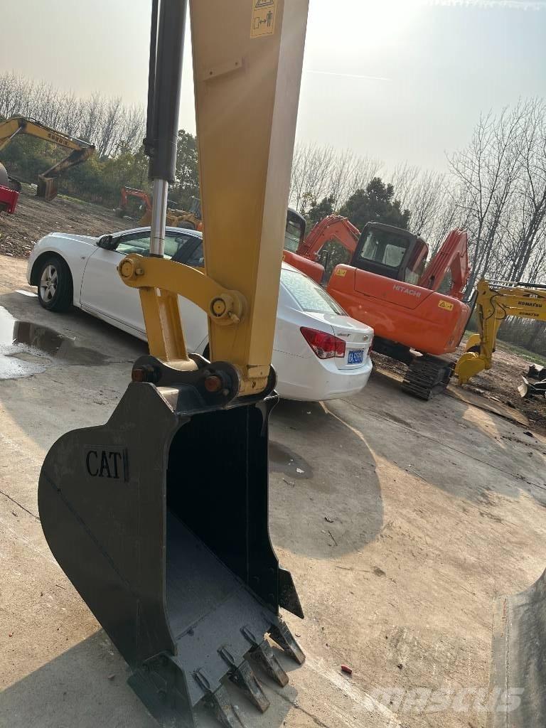 CAT 308E حفارات زحافة