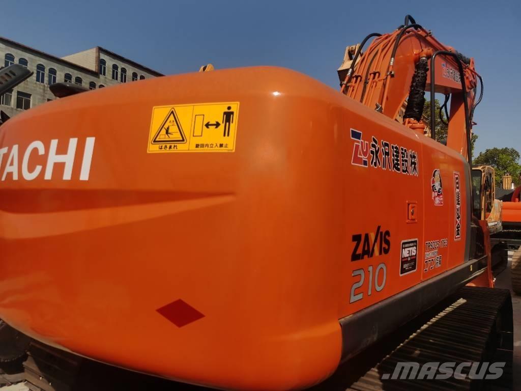 Hitachi ZX 210 حفارات زحافة