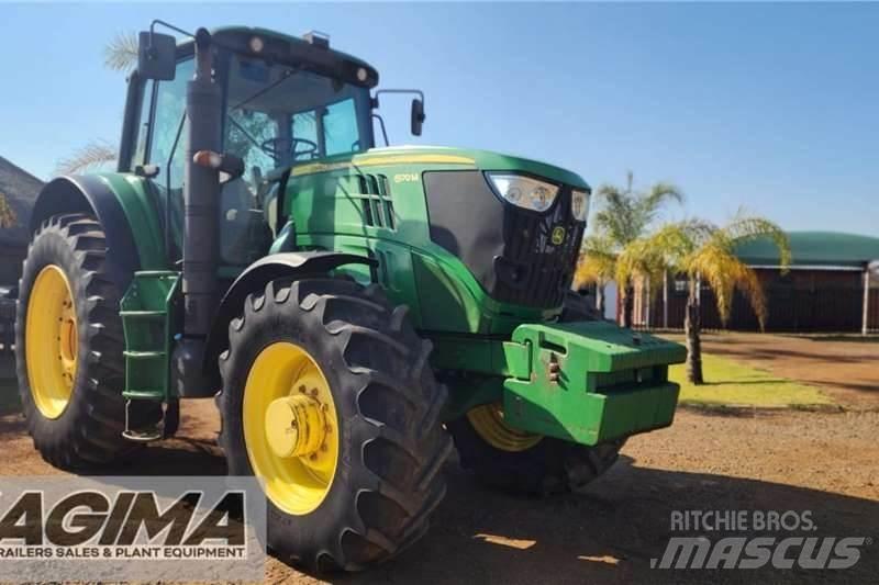 John Deere 6170M الجرارات