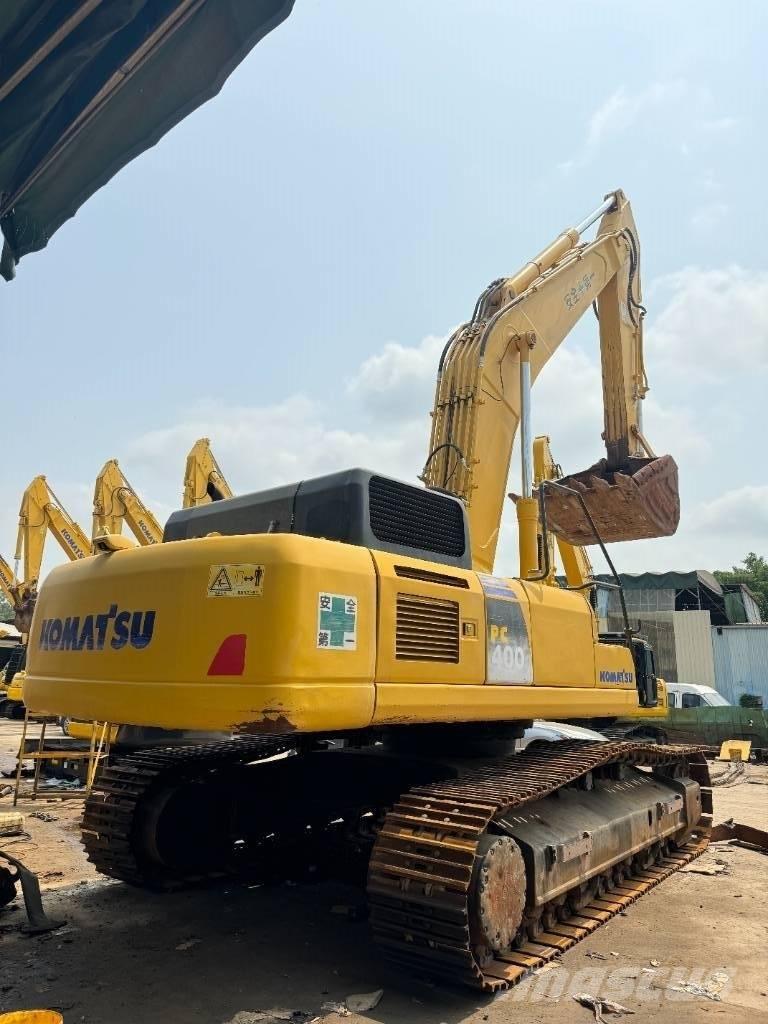 Komatsu PC 400-8 حفارات زحافة