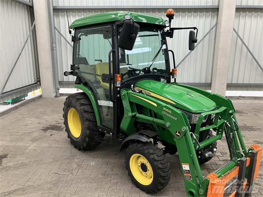 John Deere 3025E الجرارات