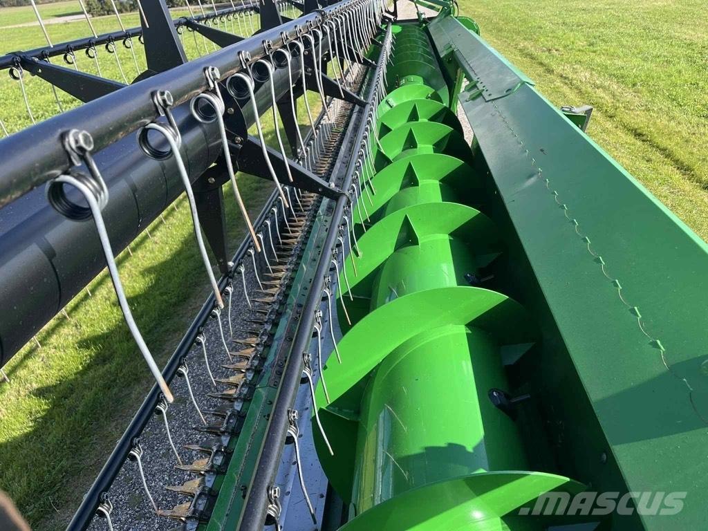 John Deere T 670 i حصادات