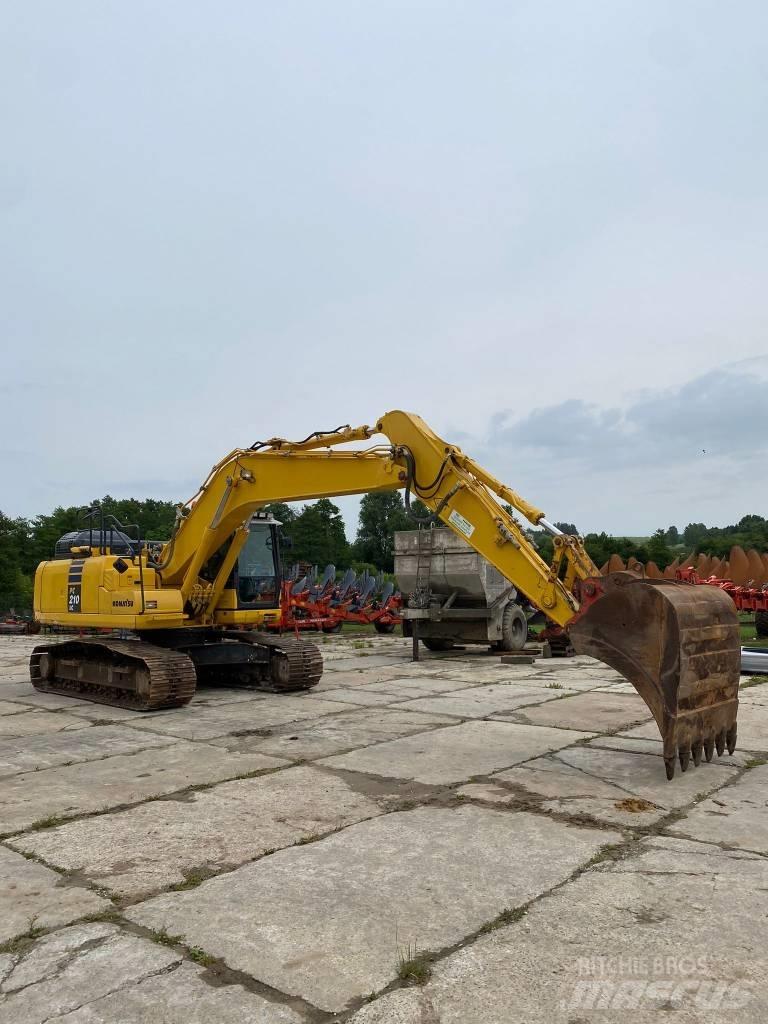 Komatsu PC 210 LC حفارات زحافة