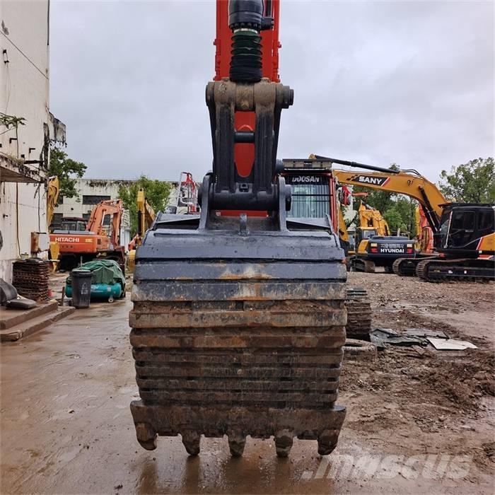 Doosan DX 340 LC حفارات زحافة