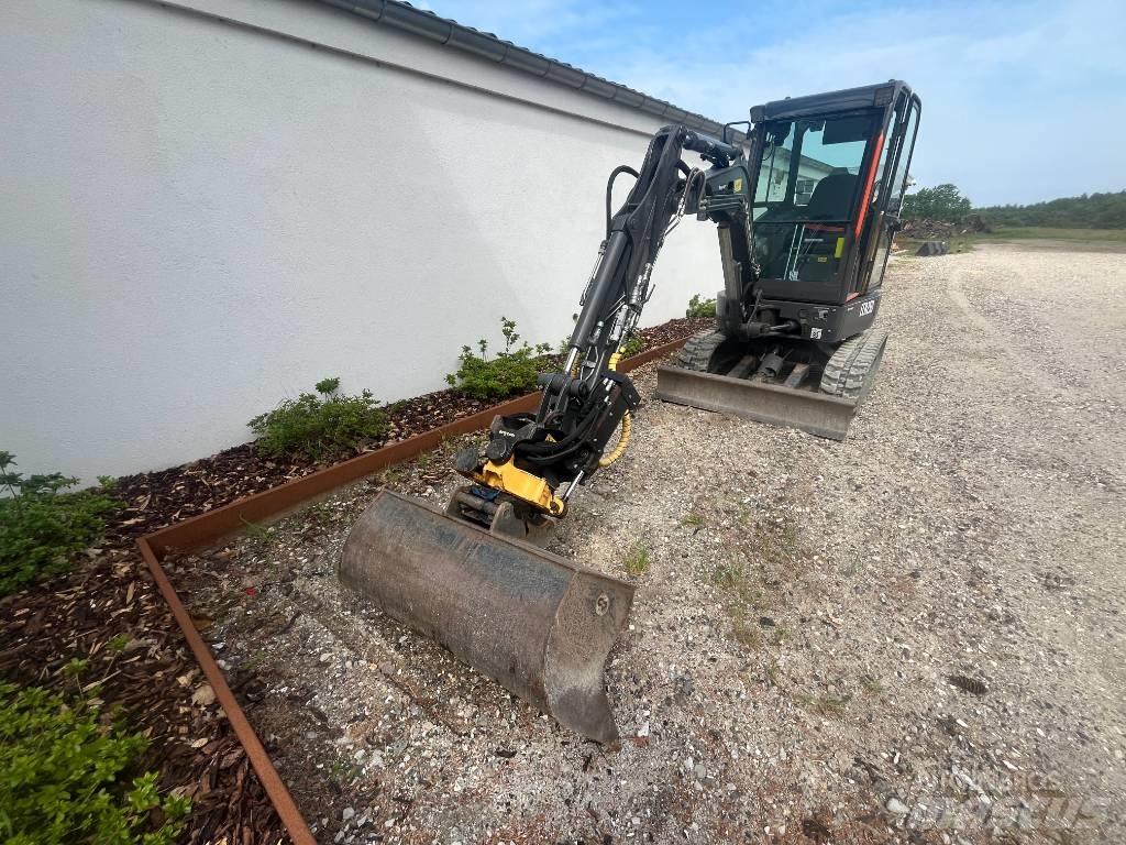 Volvo ECR 25 D حفارات صغيرة أقل من 7 طن (حفارات صغيرة)