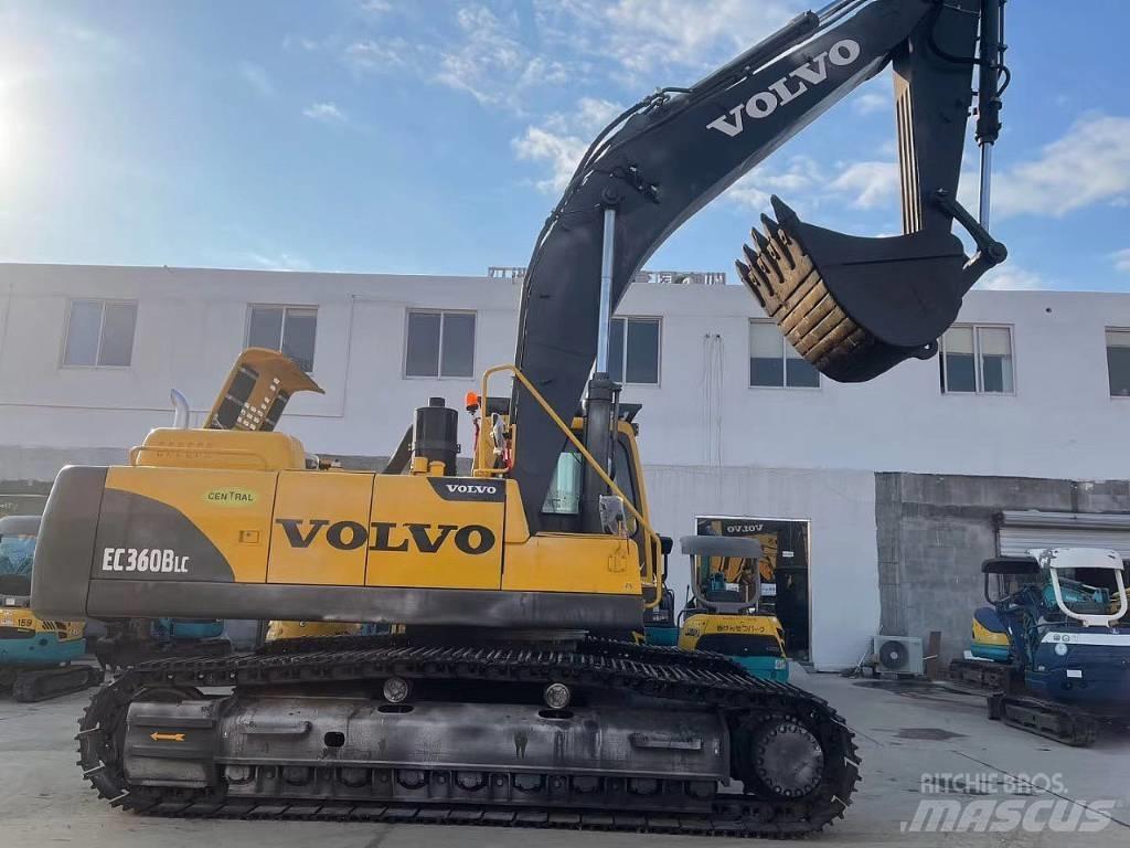 Volvo EC 360 حفارات زحافة