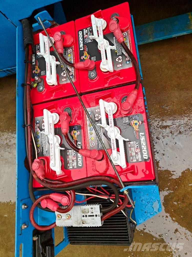 Genie 2646 رافعات مقصية الشكل