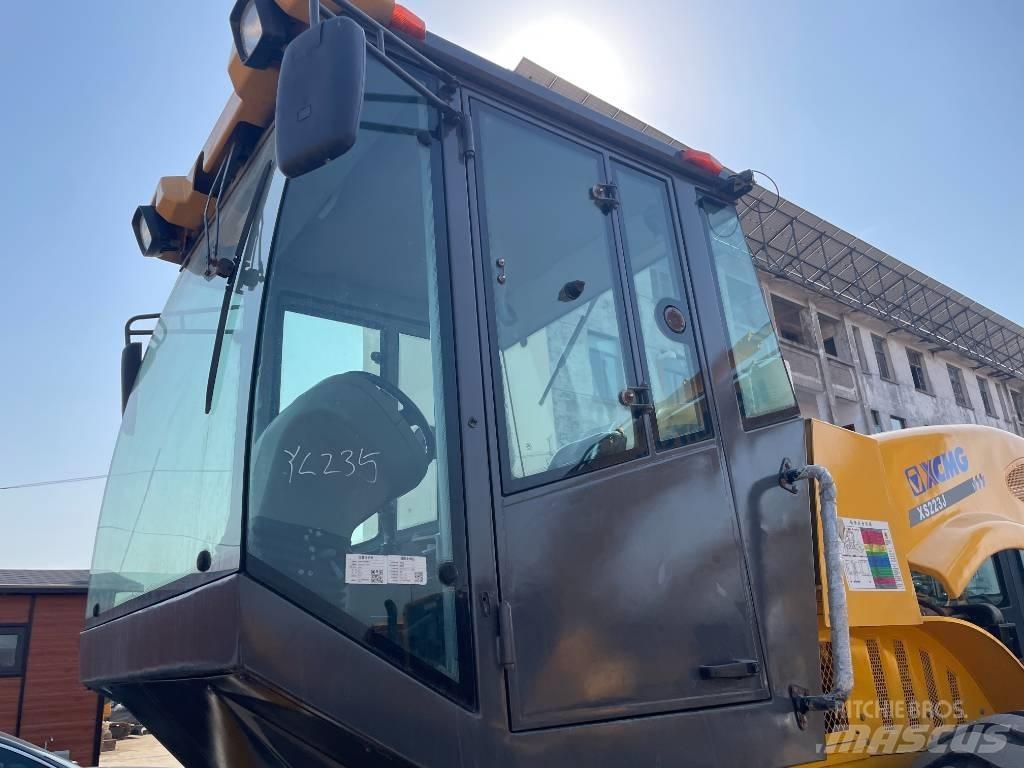 XCMG XS 223 J مداحل أحادية الأسطوانة