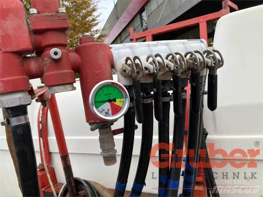 Holder 1.600 l الرشاشات