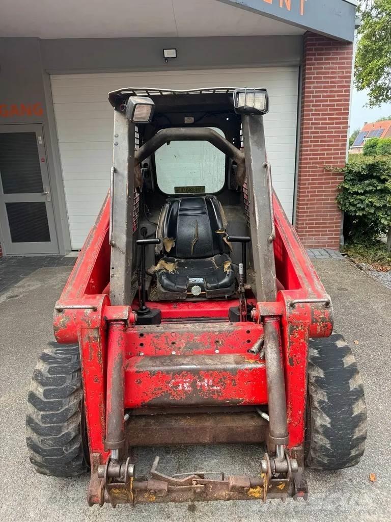 Gehl SL 4625 لوادر انزلاقية التوجيه