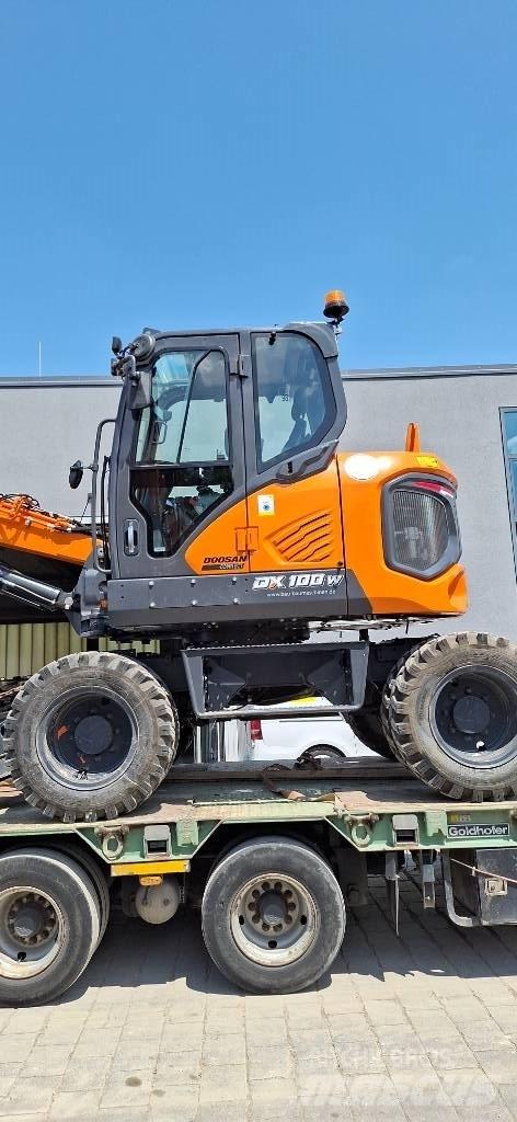 Doosan DX 100 W-7 حفارات بعجل