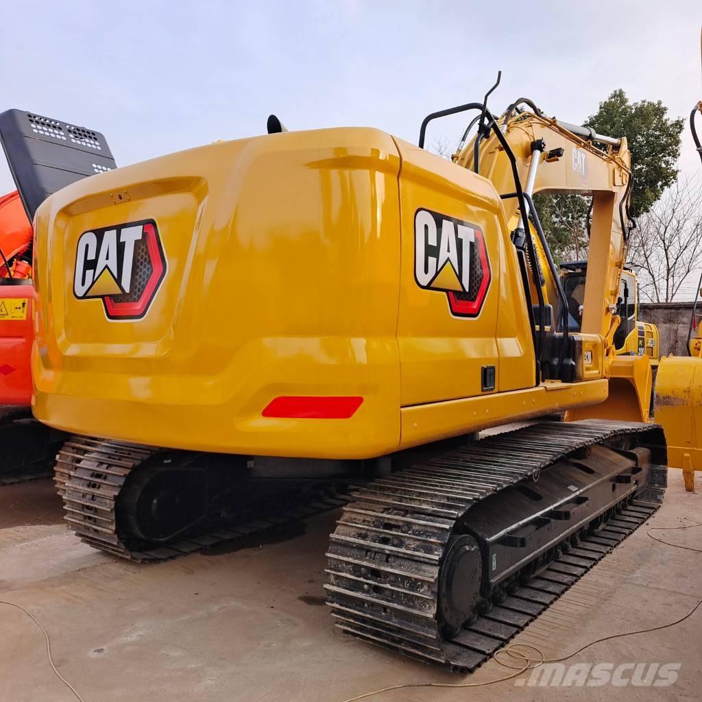 CAT 320 GC حفارات زحافة