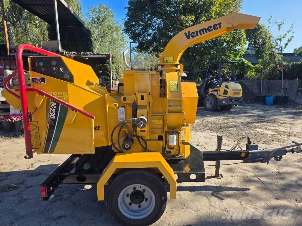Vermeer BC230XL ماكينات تقطيع أخشاب الحراجة