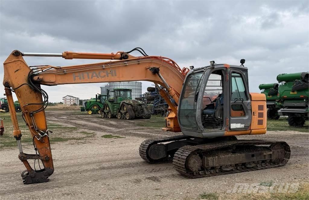 Hitachi ZX135US حفارات زحافة