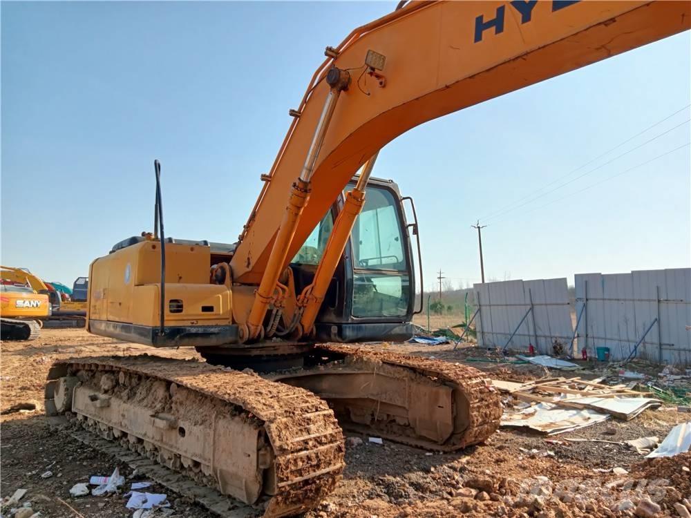 Hyundai R225LC-7 حفارات زحافة