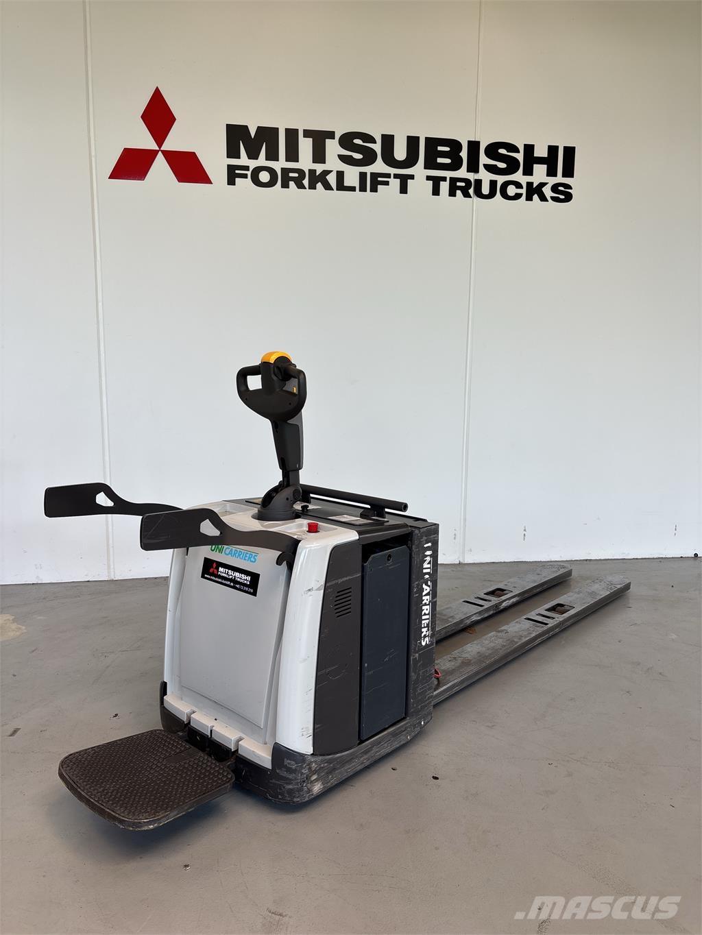 UniCarriers PMR200 شاحنة ذات منصة