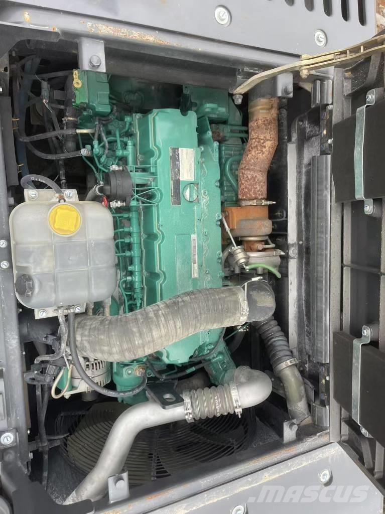 Volvo EC 350 E حفارات زحافة