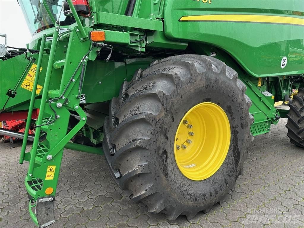 John Deere T 670 i حصادات