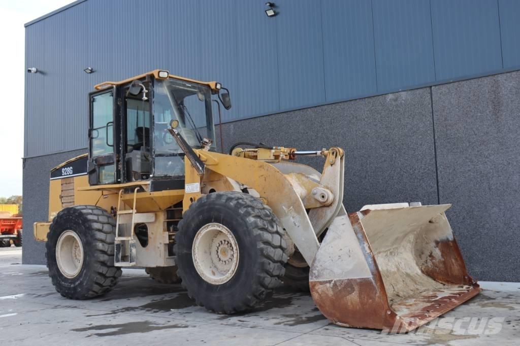 CAT 928 G لوادر بعجل