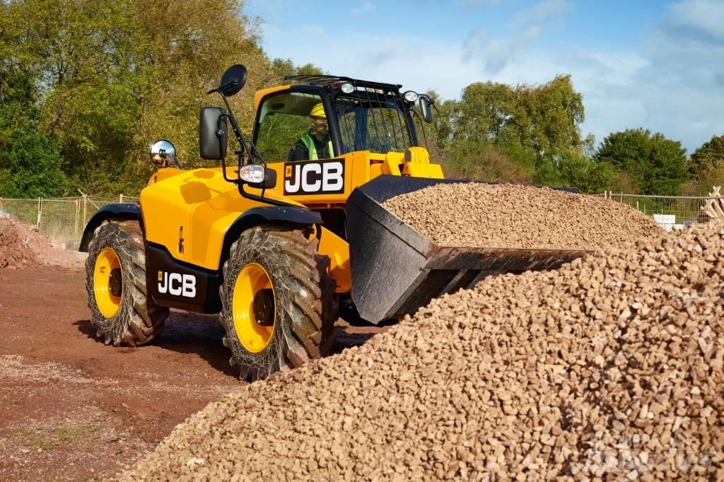 JCB 531-70 مناولات متداخلة