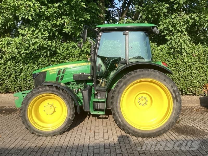 John Deere 5090M الجرارات