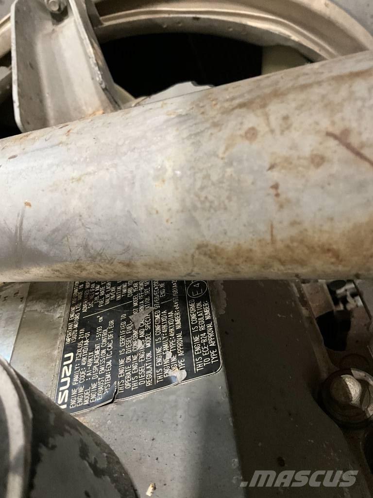 Hitachi ZX 250 LC-3 حفارات زحافة