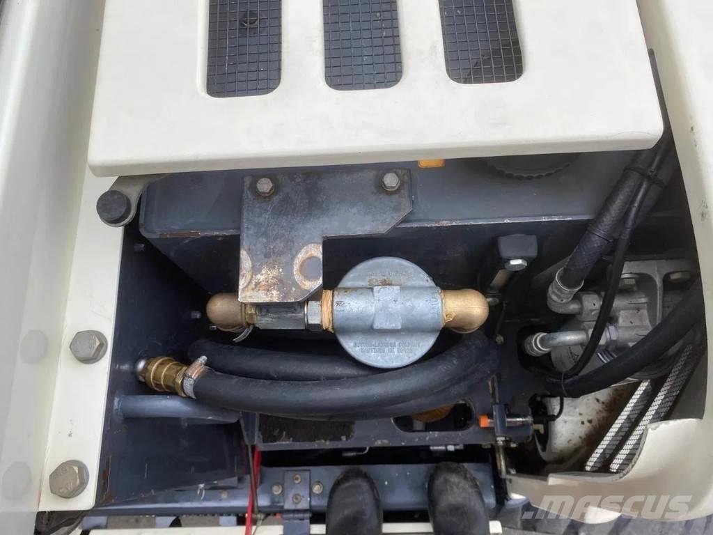 Terex TW85 حفارات بعجل