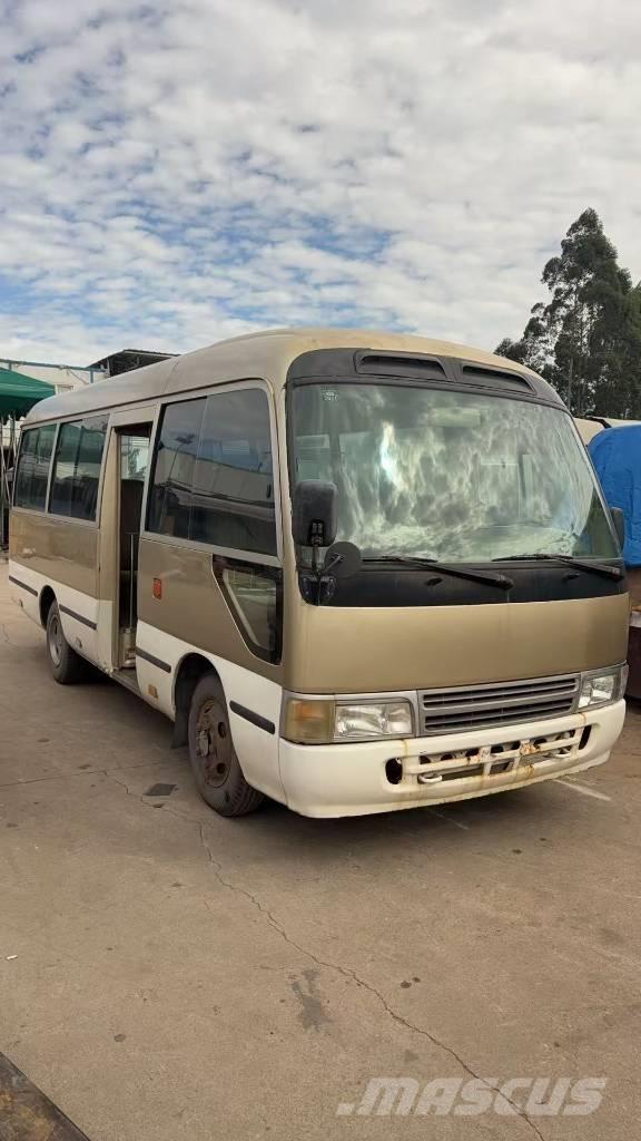 Toyota Coaster حافلة داخل المدينة
