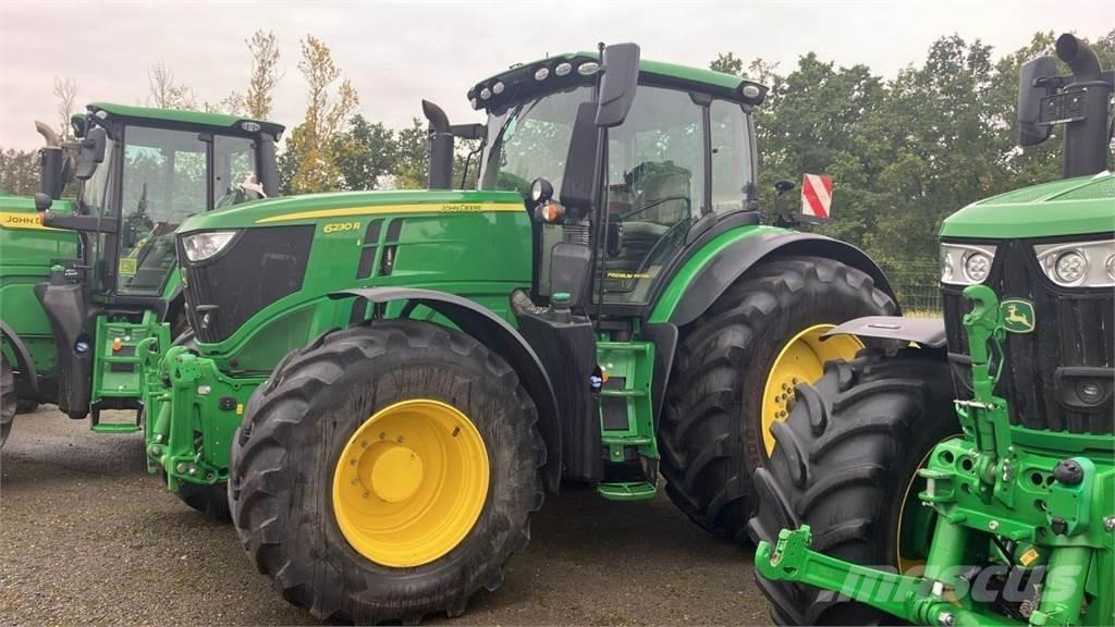 John Deere 6230R الجرارات
