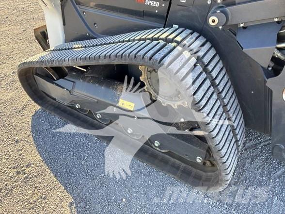 Bobcat T76 لوادر انزلاقية التوجيه