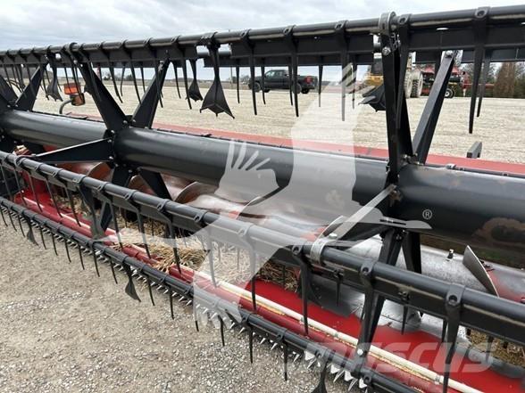 Case IH 1020 رؤوس الحصادات الدراسات