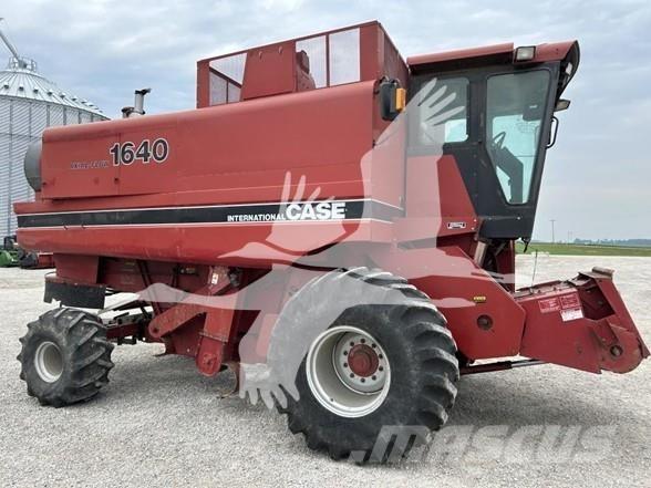 Case IH 1640 حصادات