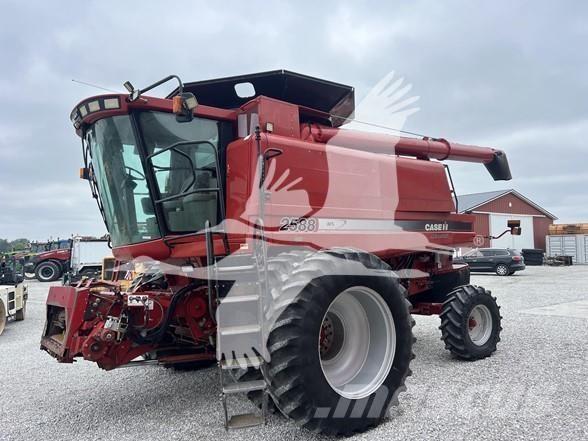 Case IH 2588 حصادات