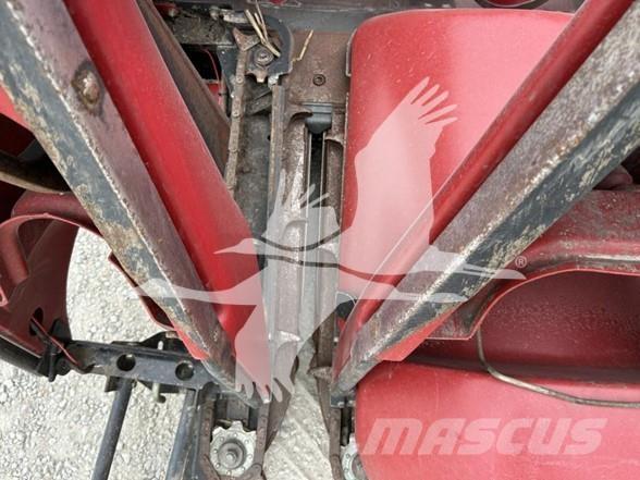 Case IH 3408 رؤوس الحصادات الدراسات