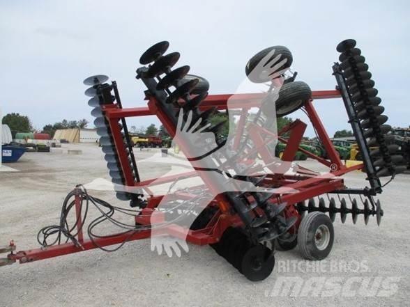 Case IH 496 زحافات ساحقة