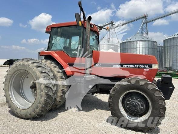 Case IH 7120 الجرارات