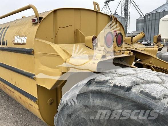 CAT 613B صهاريج مياه