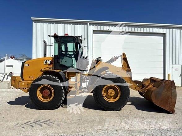 CAT 920 لوادر بعجل