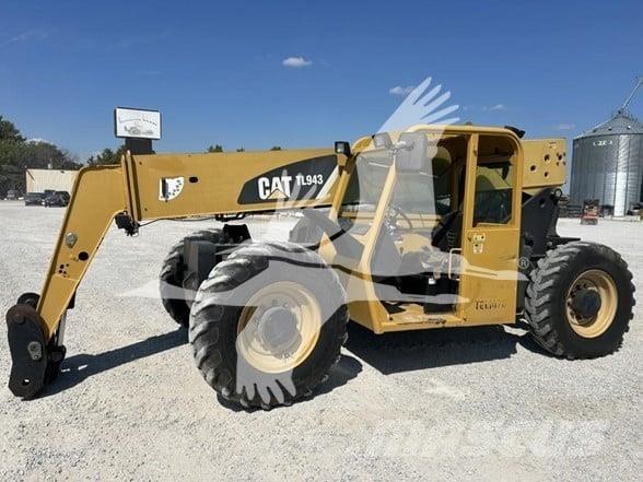 CAT TL943 مناولات متداخلة