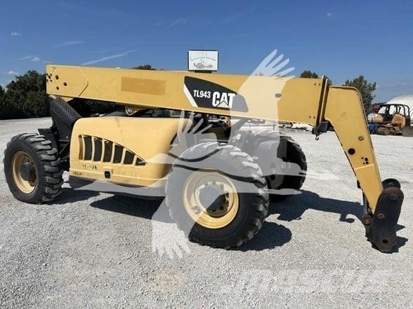 CAT TL943 مناولات متداخلة