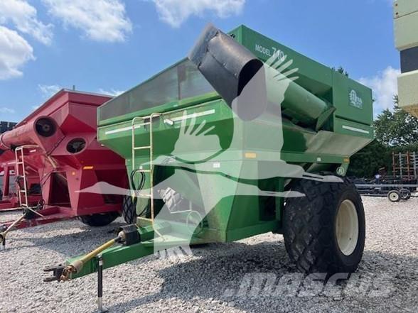 E-Z Trail 710 مقطورة حبوب