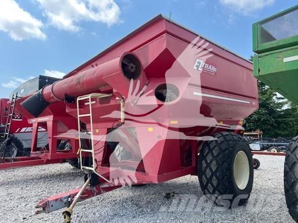 E-Z Trail 718 مقطورة حبوب