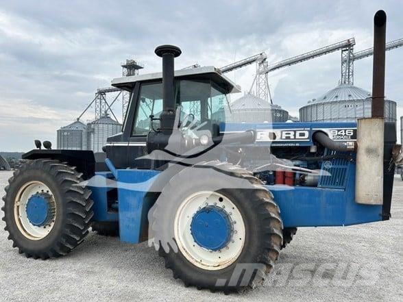 Ford 946 الجرارات