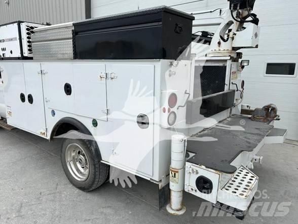 Ford F550 أخرى