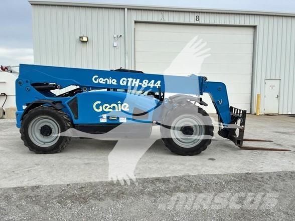 Genie GTH844 مناولات متداخلة