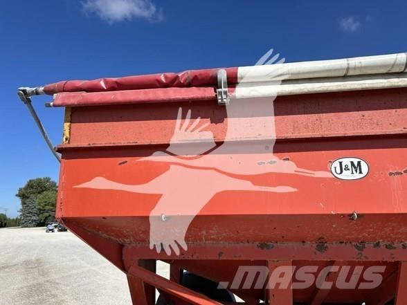 J&M 350 مقطورة حبوب