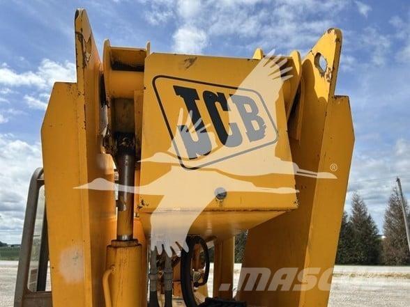 JCB 508C مناولات متداخلة