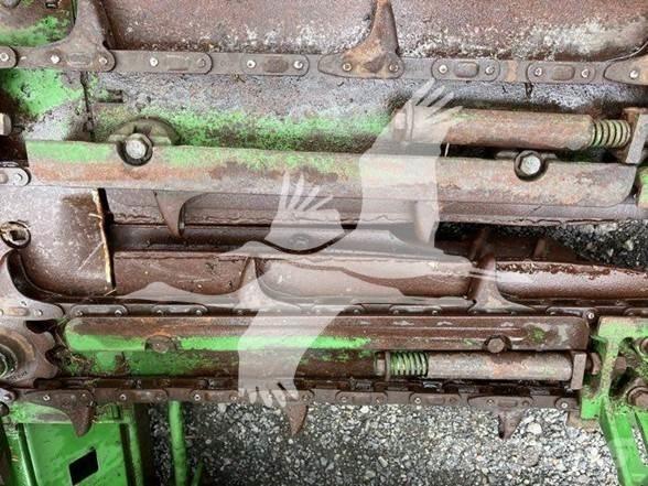 John Deere 693 رؤوس الحصادات الدراسات
