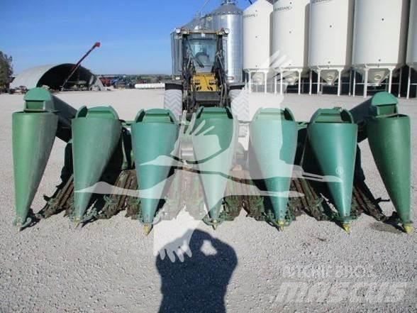 John Deere 693 رؤوس الحصادات الدراسات