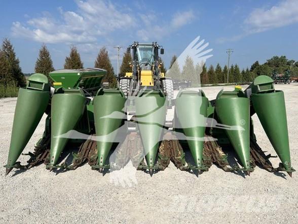John Deere 693 رؤوس الحصادات الدراسات